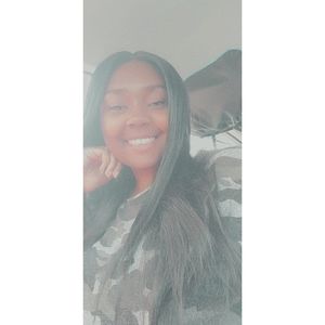 Meet your Posher, Leandra